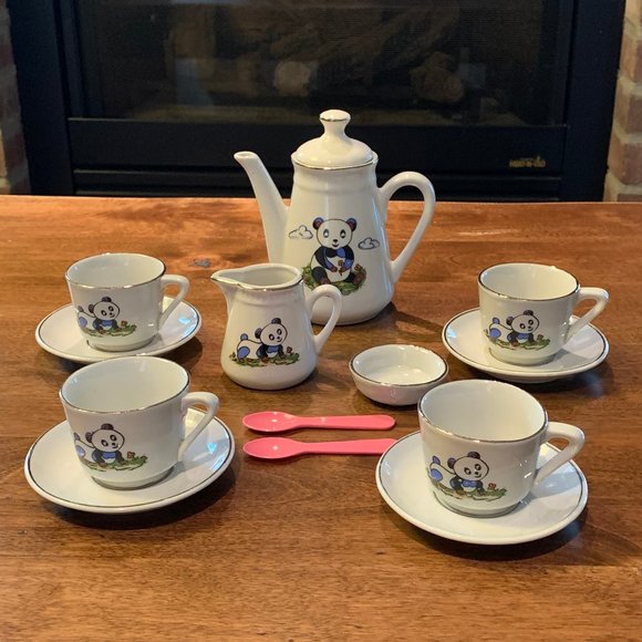 Vintage 1987 12 Piece Royal Kahla (Service for 4) Fine Porcelain Toy Tea Set - Picture 5 of 15